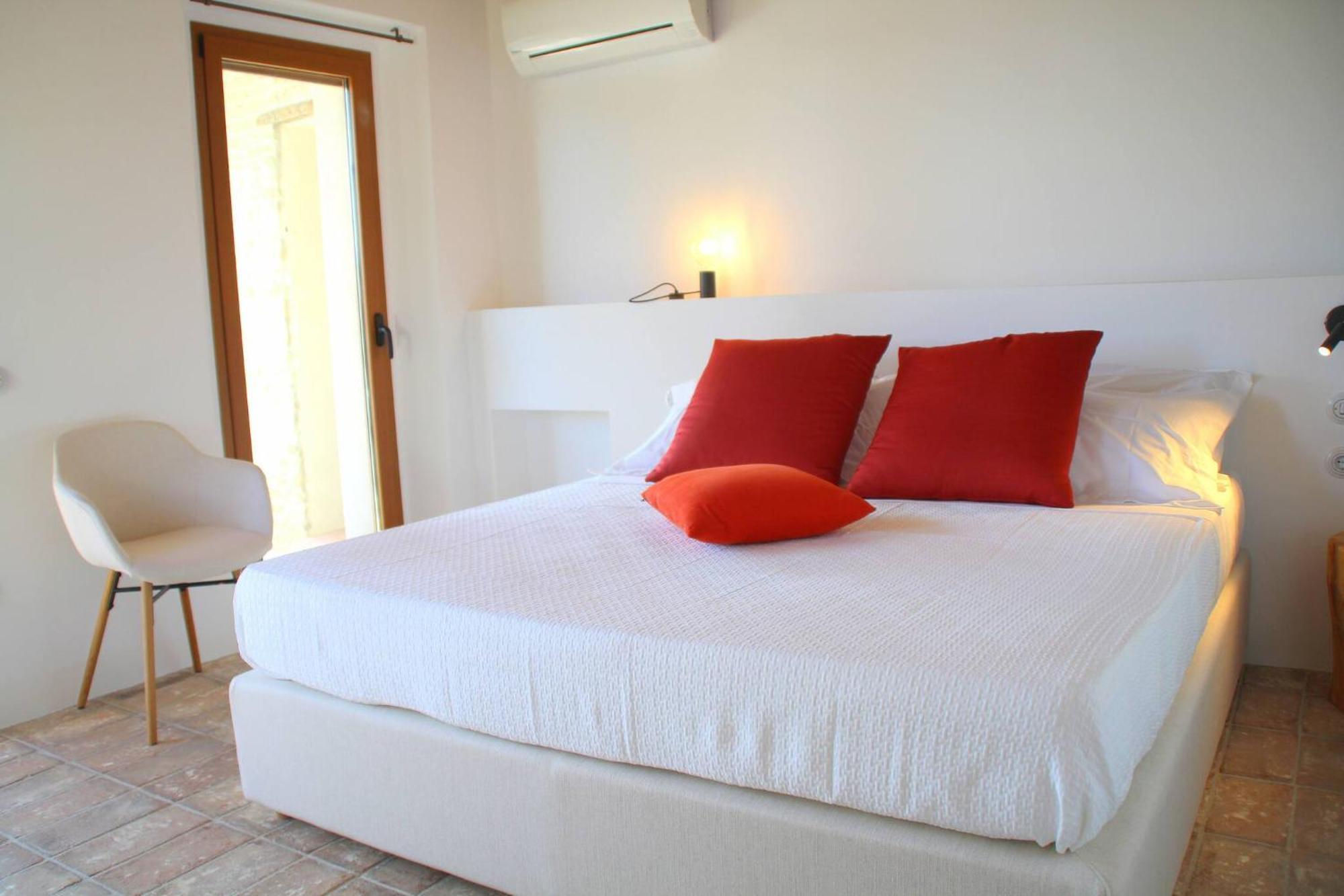 Villa Borgo Calbianco - Private House With Pool & Airco à Cerreto Castello Extérieur photo