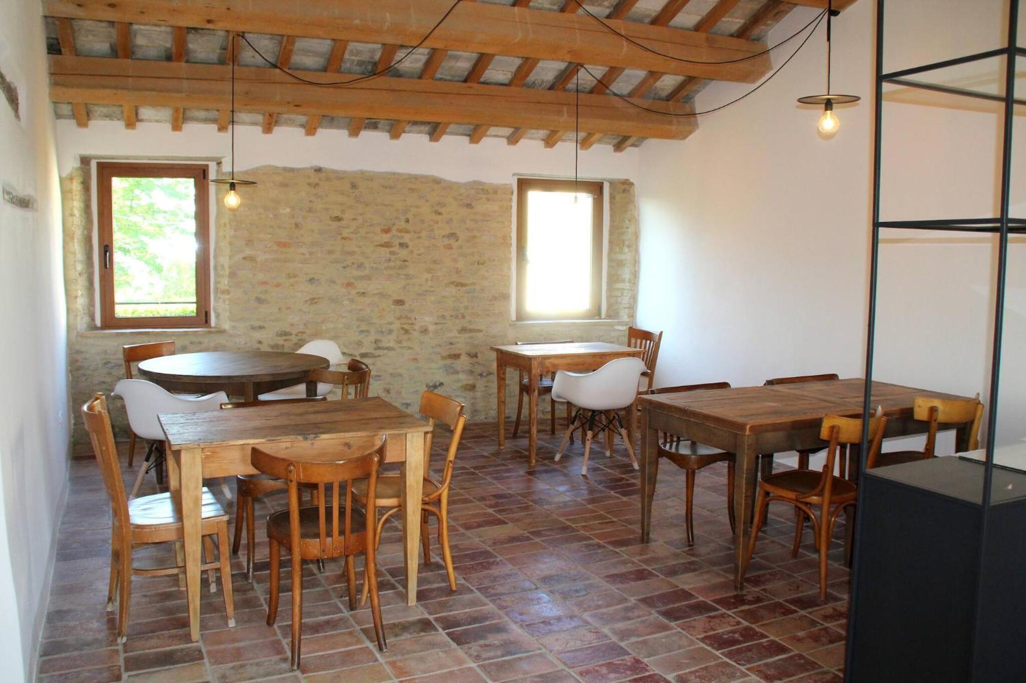 Villa Borgo Calbianco - Private House With Pool & Airco à Cerreto Castello Extérieur photo