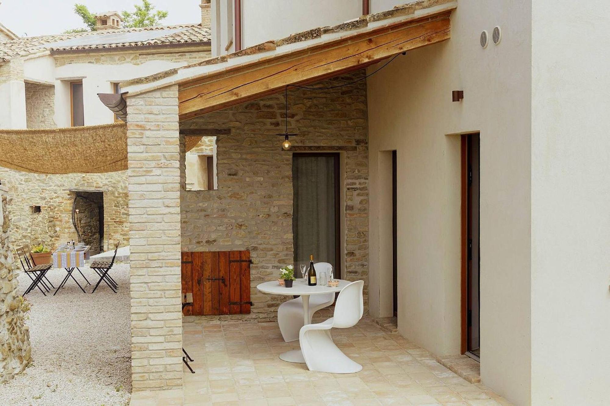 Villa Borgo Calbianco - Private House With Pool & Airco à Cerreto Castello Extérieur photo
