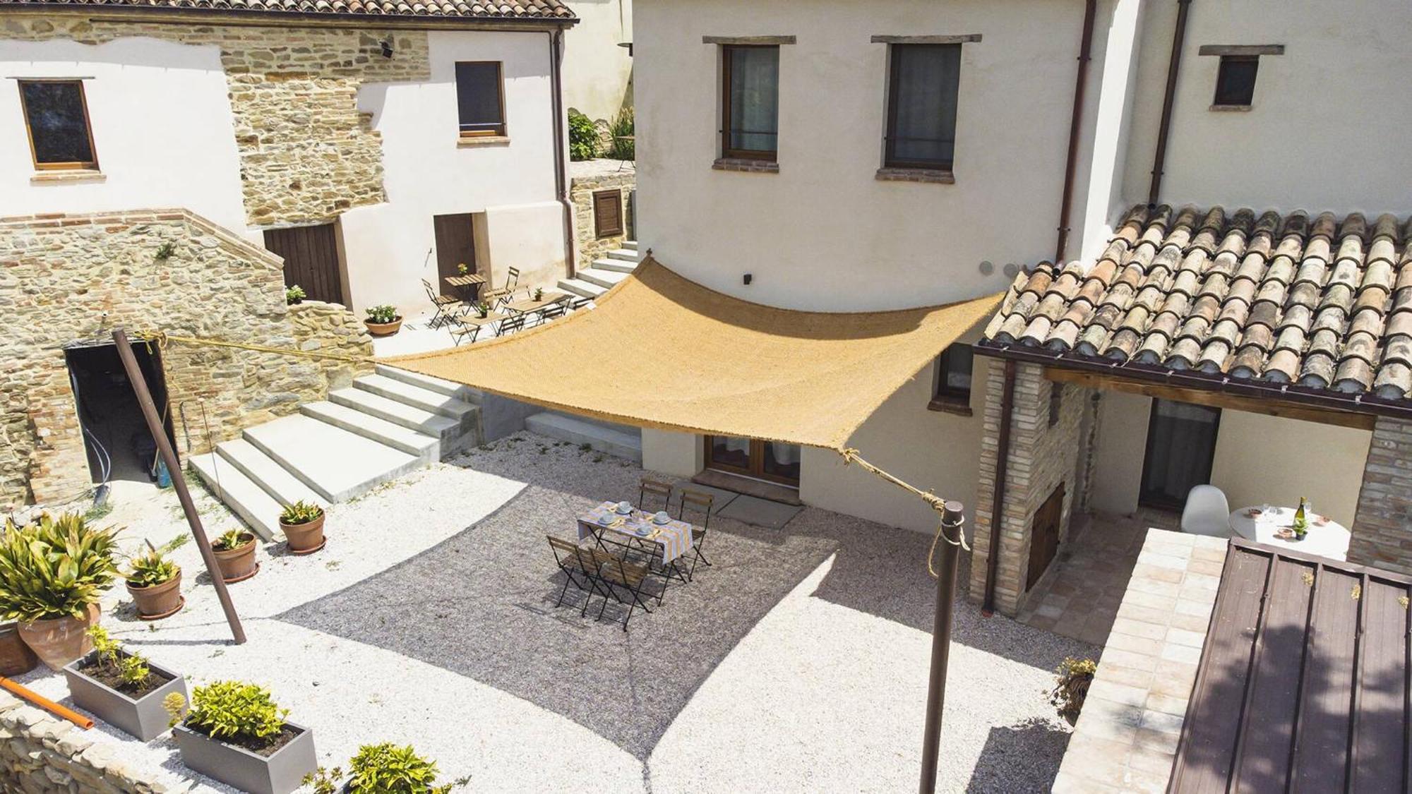 Villa Borgo Calbianco - Private House With Pool & Airco à Cerreto Castello Extérieur photo