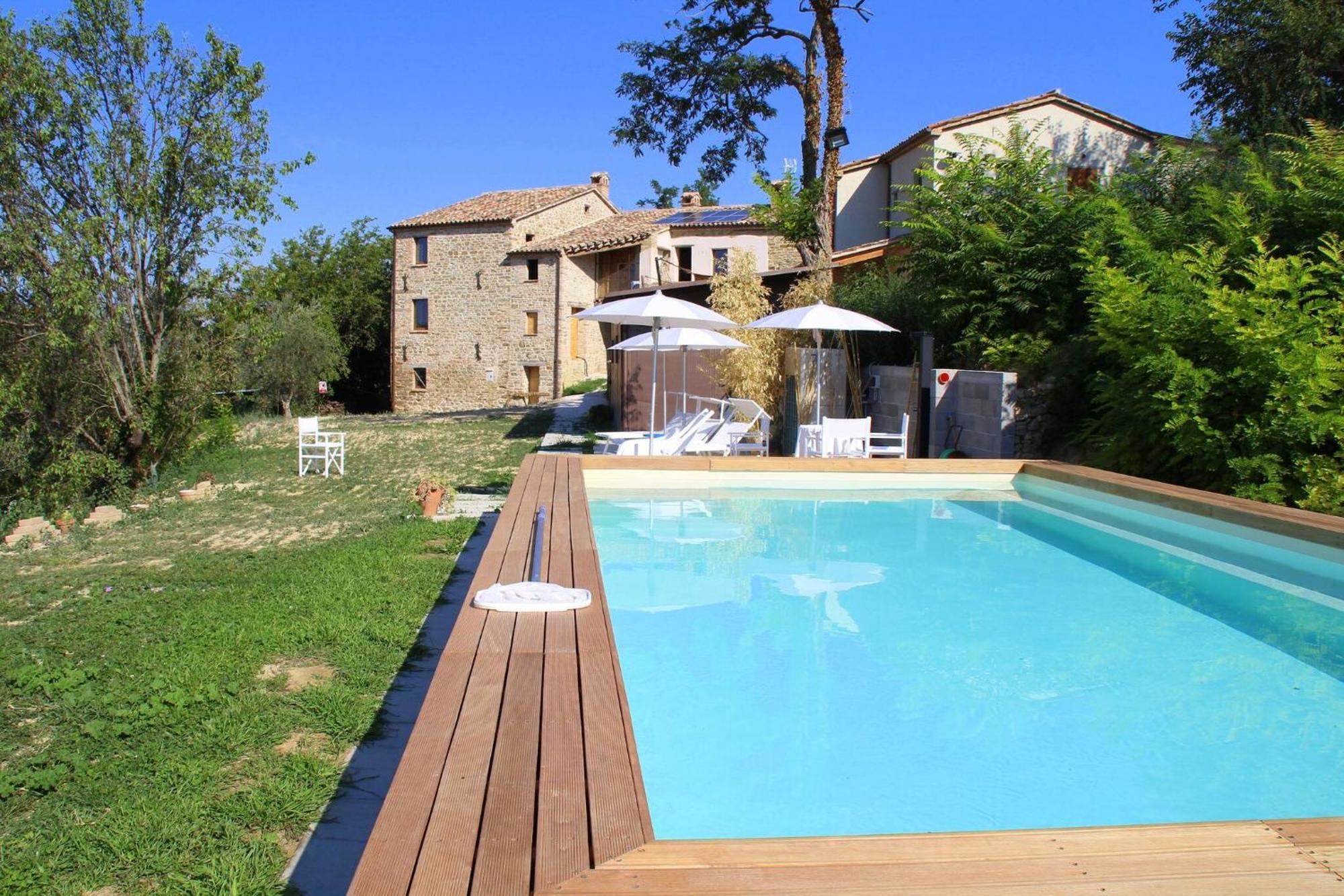 Villa Borgo Calbianco - Private House With Pool & Airco à Cerreto Castello Extérieur photo